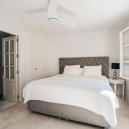 Stunning Townhouse Retreat In La Heredia Rdr486 Holiday home Benahavis