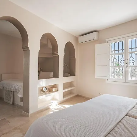 Stunning Townhouse Retreat In La Heredia Rdr486 Benahavis